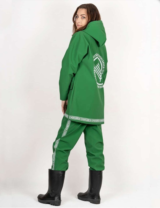 Be More Green - Eine Wasserdichte Damenjacke in 3/4-Länge, perfekt für den täglichen Gebrauch, besonders bei schlechtem Wetter.