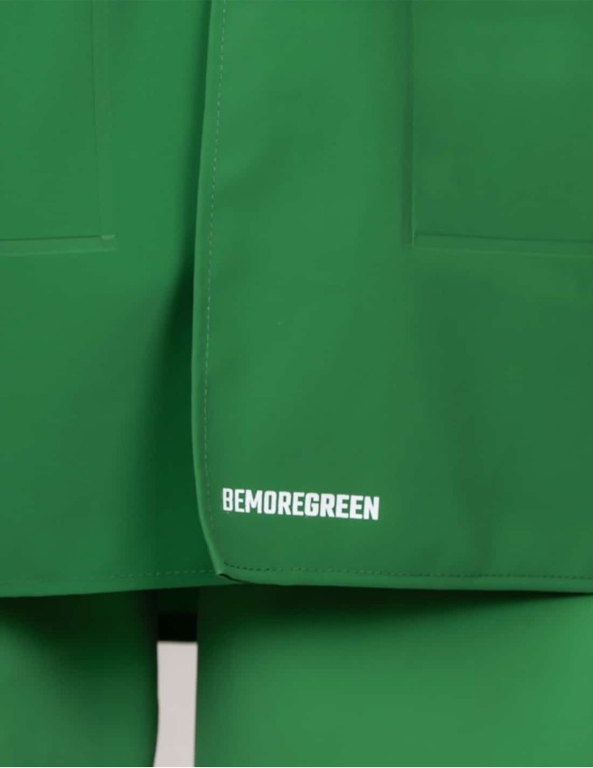 Be More Green - Eine Herrenversion einer einfachen wasserdichten 3/4-Jacke